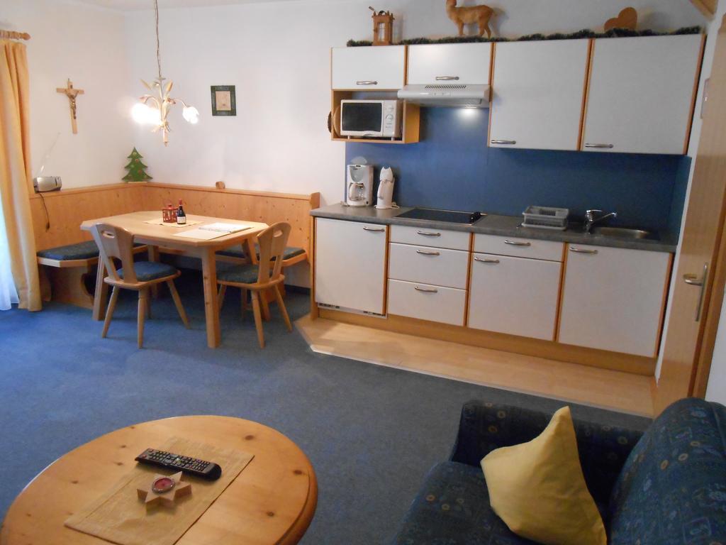 Pfannelerhof Apartamento Leutasch Habitación foto